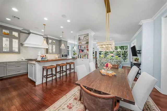 2111 Grandeur Drive gallery image 4