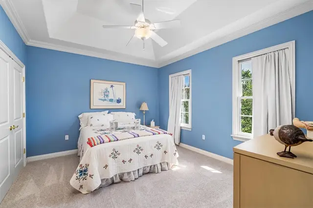 2111 Grandeur Drive gallery image 16