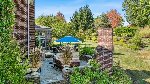 2111 Grandeur Drive gallery image 24