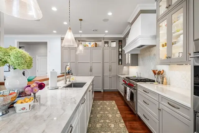 2111 Grandeur Drive gallery image 27