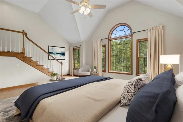 2117 Huntington Ct S gallery image 12
