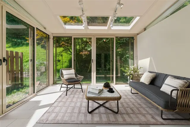 2117 Huntington Ct S gallery image 18