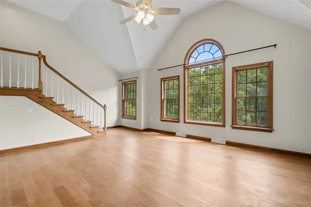 2117 Huntington Ct S gallery image 26