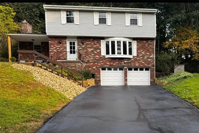 2118 Coventry Dr gallery image 12