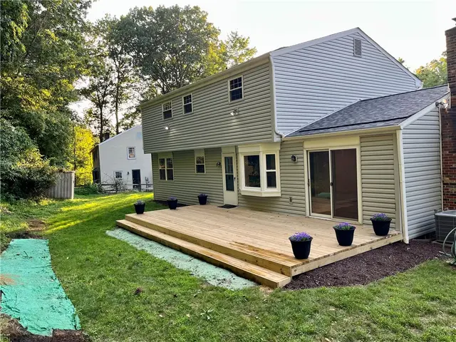 2118 Coventry Dr gallery image 14