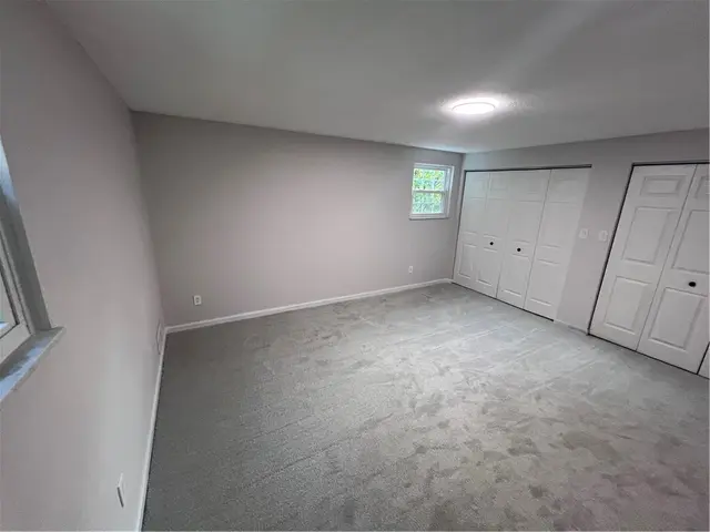 2118 Coventry Dr gallery image 21