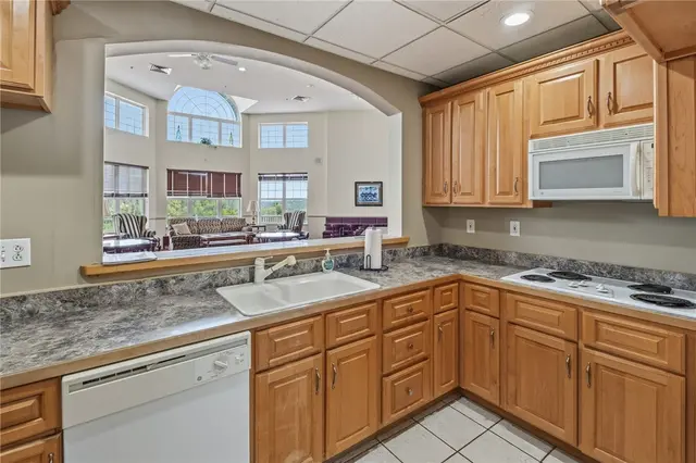 212 Adams Pointe Blvd 7 gallery image 21