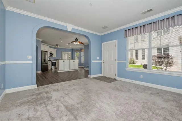 212 Adams Pointe Blvd 7 gallery image 23
