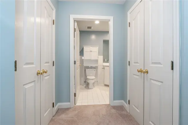212 Adams Pointe Blvd 7 gallery image 32