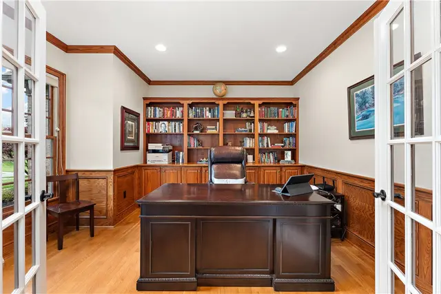 212 Chesapeake Drive gallery image 6