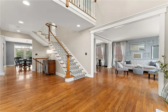 212 Chesapeake Drive gallery image 11