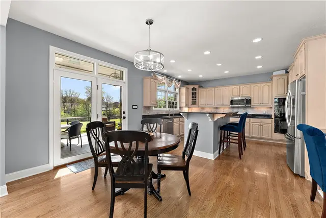 212 Chesapeake Drive gallery image 22