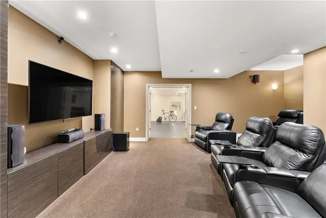212 Chesapeake Drive gallery image 33