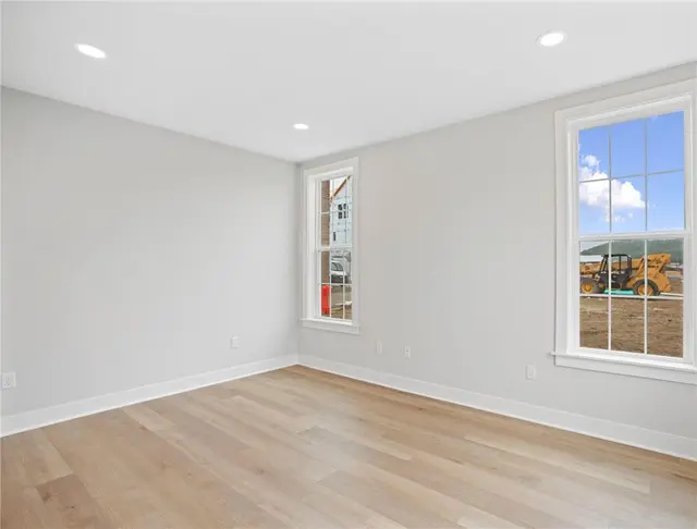 212 Oliver Way gallery image 45