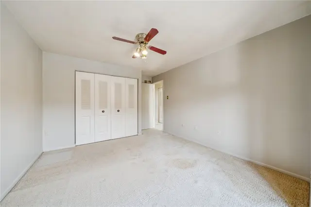 212 Pine Court gallery image 18