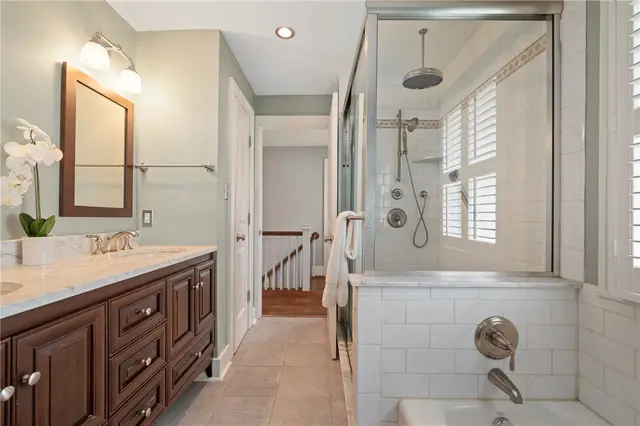 212 Pine Road gallery image 18