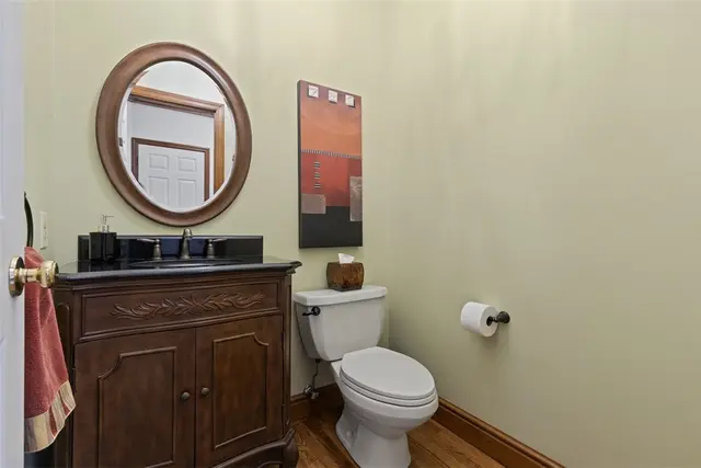 212 Scotch Pine Ct gallery image 21