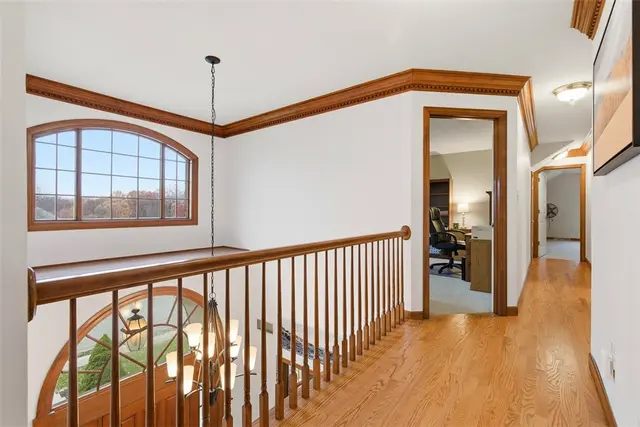 212 Scotch Pine Ct gallery image 27