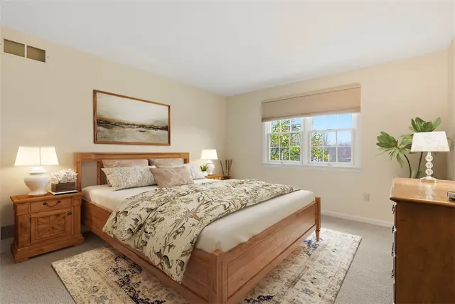212 Scotch Pine Ct gallery image 33
