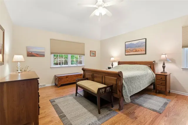 212 Scotch Pine Ct gallery image 39