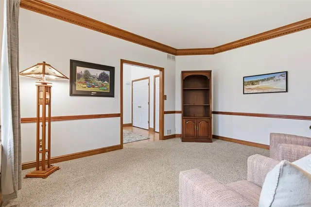 212 Scotch Pine Ct gallery image 45
