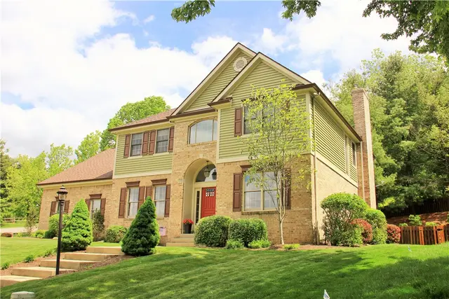 212 Scotch Pine Ct