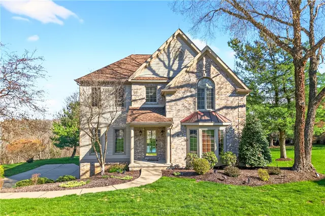 2121 West Grove Drive