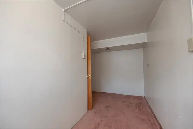 213 Brookston Dr gallery image 10