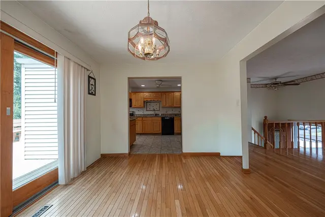 213 Brookston Dr gallery image 33