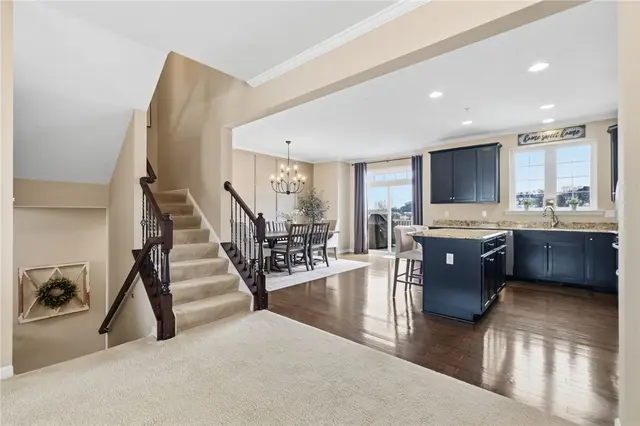 213 Eagle Dr gallery image 24