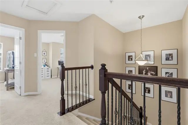 213 Eagle Dr gallery image 25
