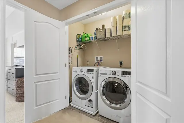 213 Eagle Dr gallery image 35
