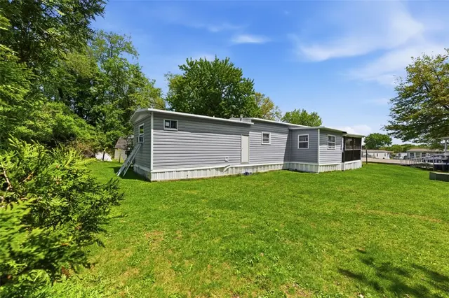 213 North Ct gallery image 22