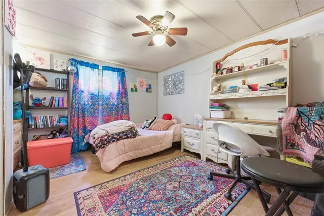 213 North Ct gallery image 32