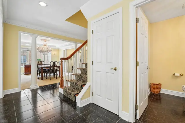 2135 S Huntington COURT S gallery image 5
