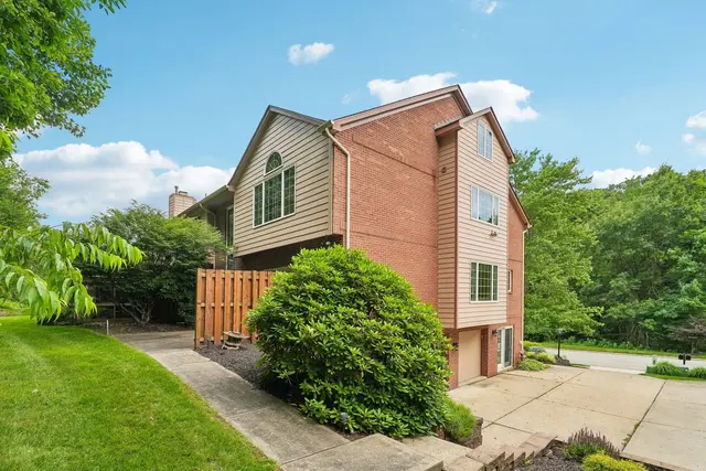 2135 S Huntington COURT S gallery image 9