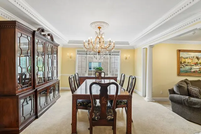 2135 S Huntington COURT S gallery image 30