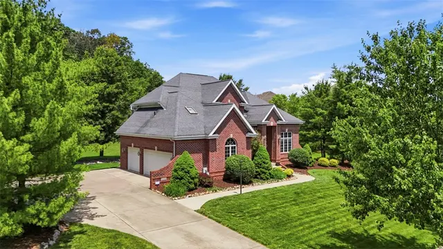 214 Cashmere COURT gallery image 6
