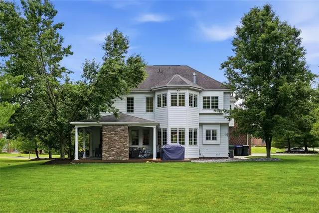 214 Cashmere COURT gallery image 36
