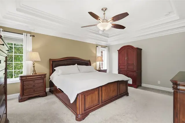 214 Cashmere COURT gallery image 41