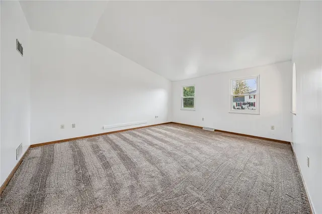 214 Ridgeview Dr gallery image 24