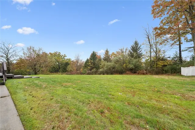 214 Ridgeview Dr gallery image 39