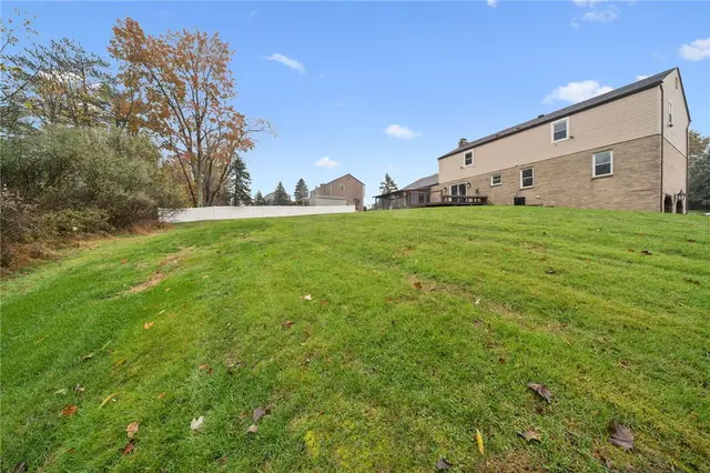 214 Ridgeview Dr gallery image 40