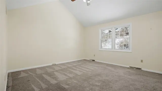2147 Huntington Court S gallery image 7