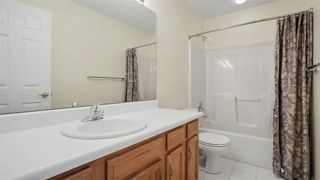 2147 Huntington Court S gallery image 13
