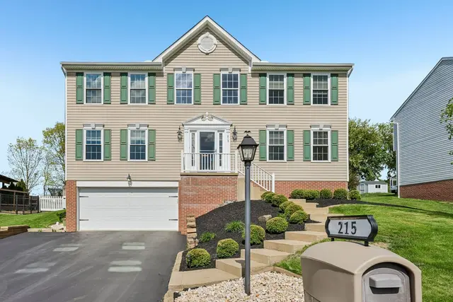 215 Cobblestone DRIVE gallery image 19