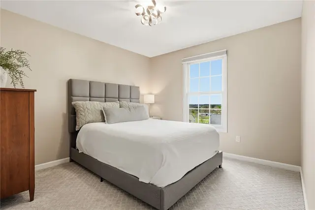 215 Cypress Knoll Dr gallery image 29