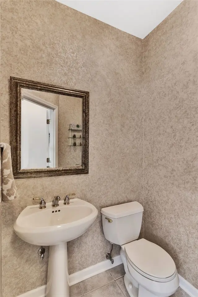 215 Gate Dancer Dr gallery image 34
