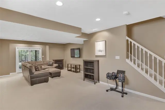 215 Gate Dancer Dr gallery image 35