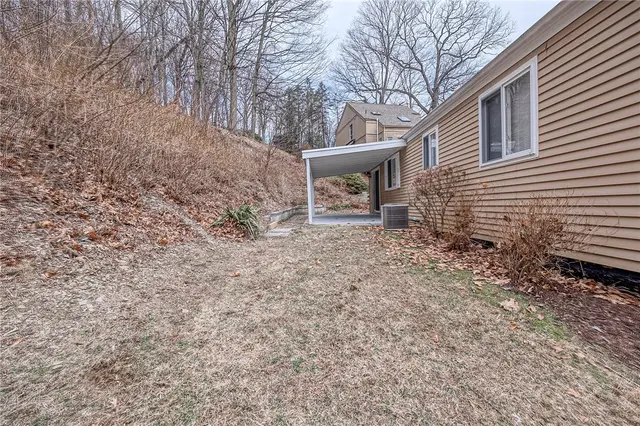 215 Hillendale Rd gallery image 31